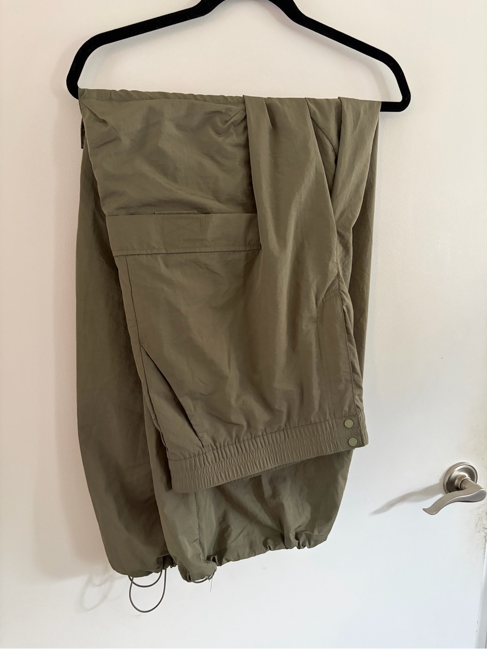 Columbia Olive Green Drawstring Cargo Joggers